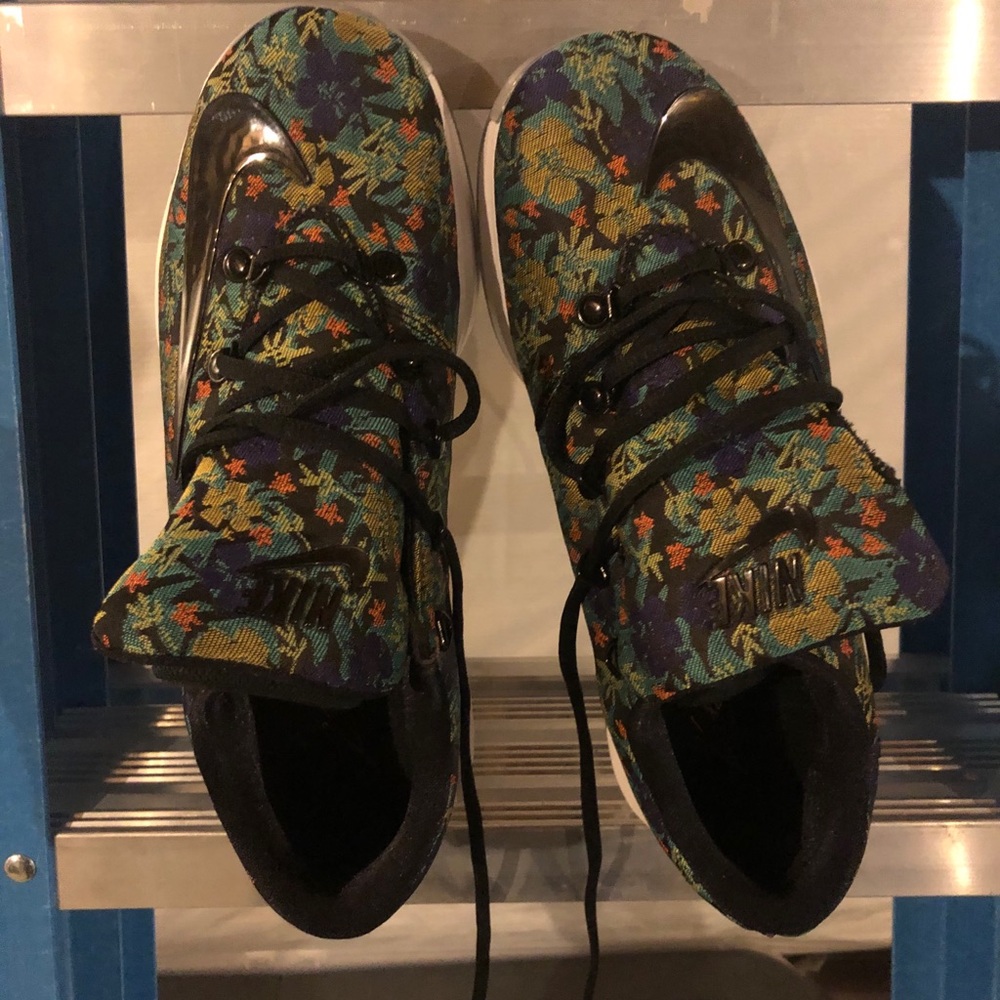 Nike KD Floral size 11